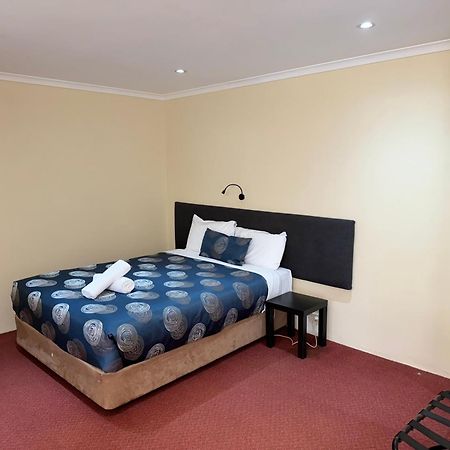 Blue Whale Motor Inn & Apartments Warrnambool Exteriör bild
