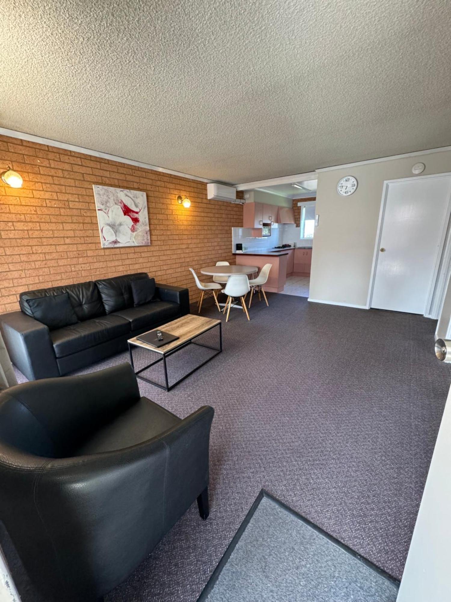 Blue Whale Motor Inn & Apartments Warrnambool Exteriör bild