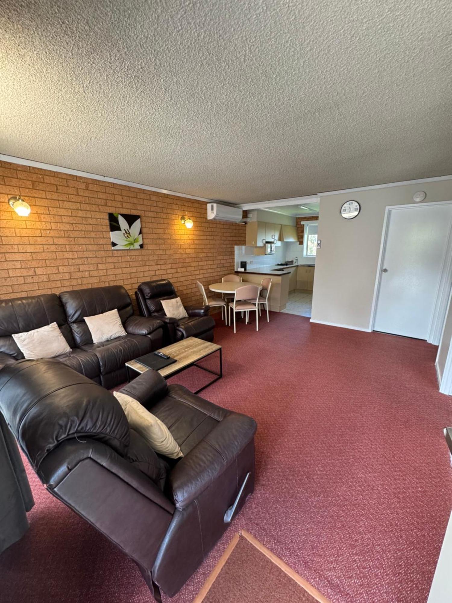 Blue Whale Motor Inn & Apartments Warrnambool Exteriör bild